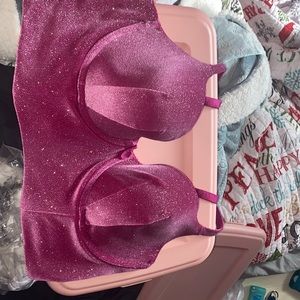 VS bra worn one time for pictures